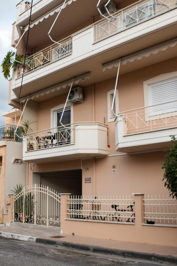 Langi Apartments Mesolóngion Exterior foto